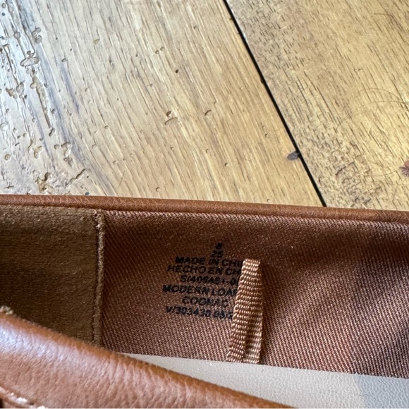 Women’s Old Navy Cognac Modern Loafers - Picture 4 of 4